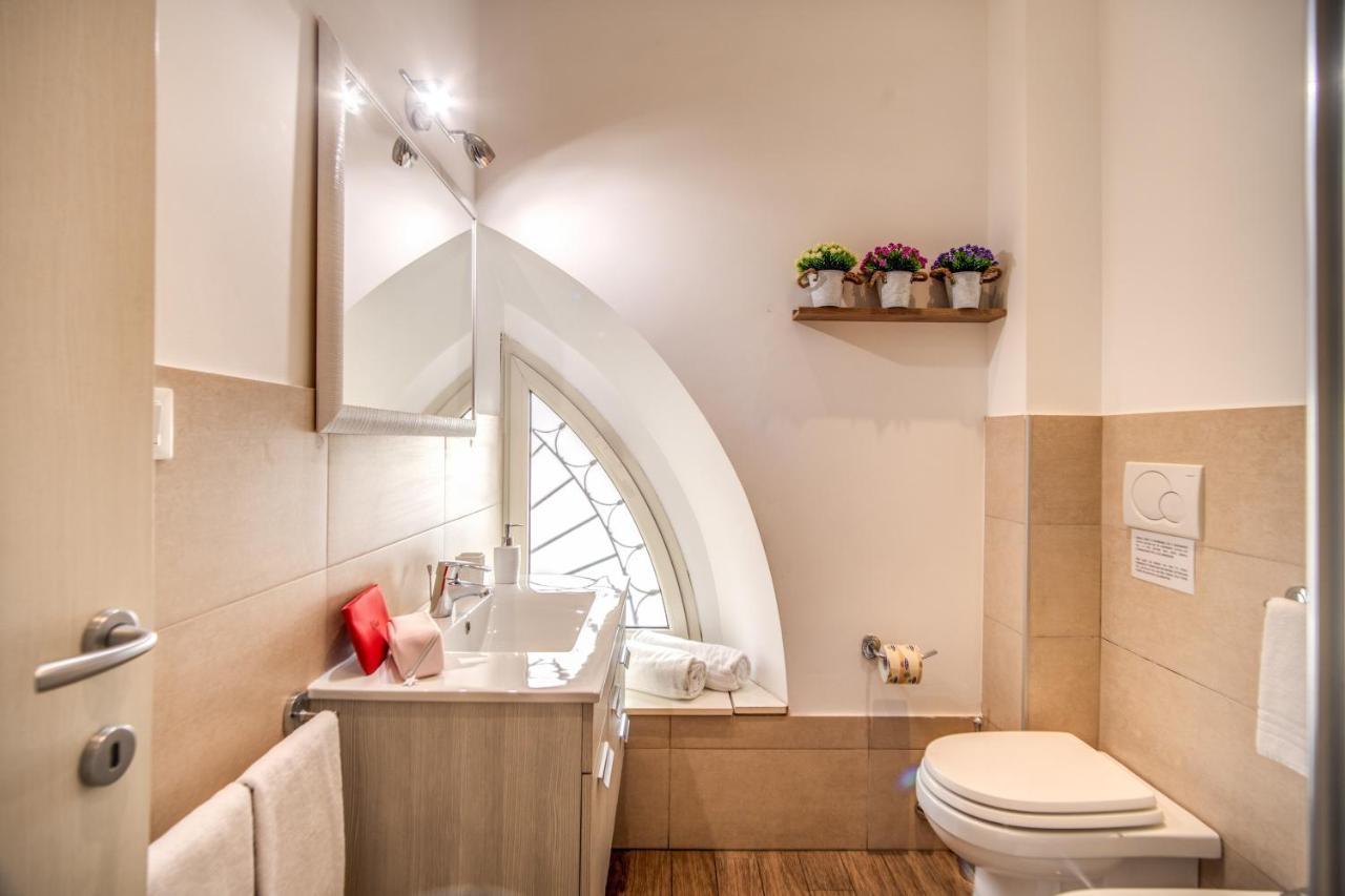 Colosseum Royal Apartment Ρώμη Εξωτερικό φωτογραφία